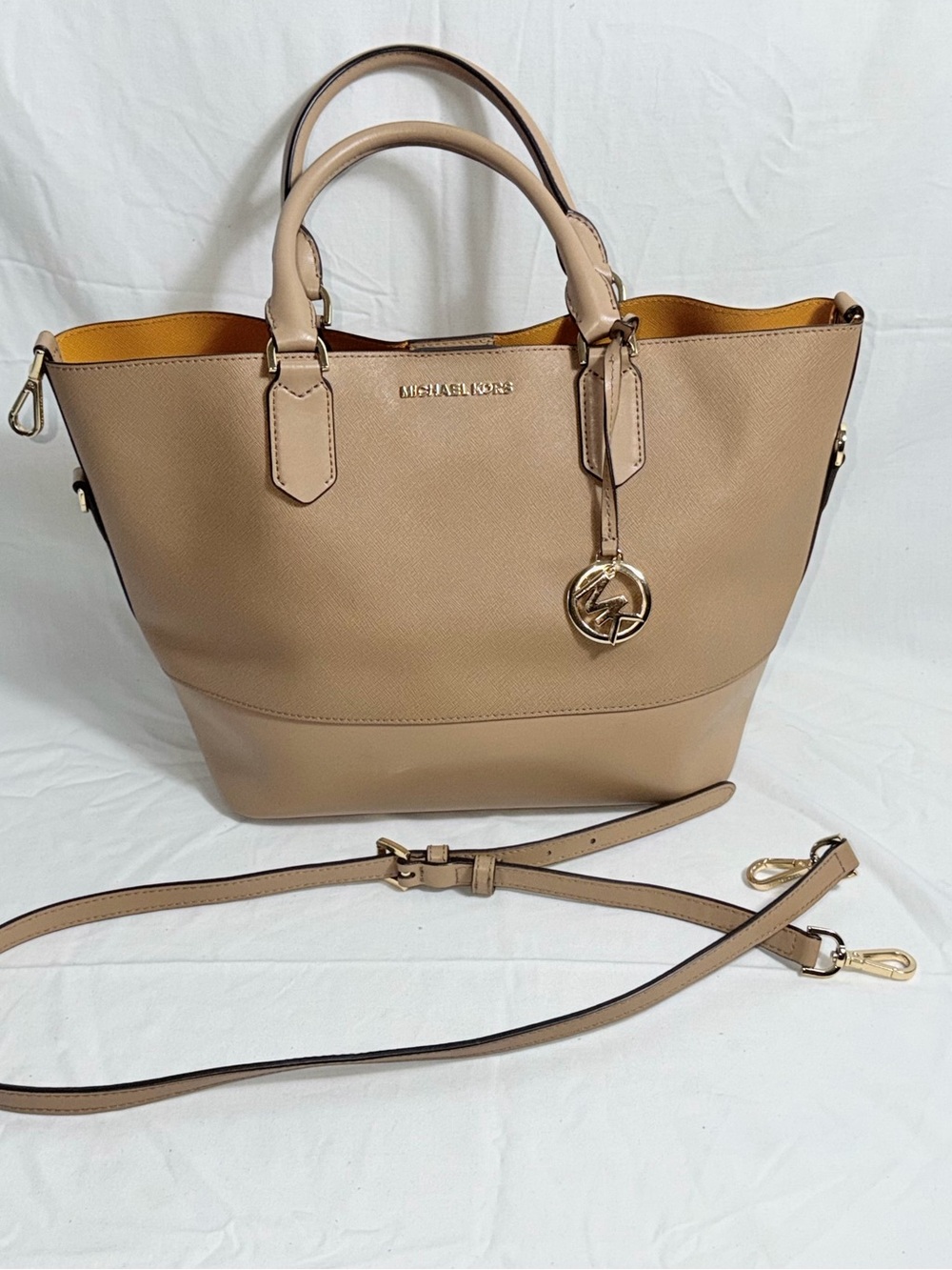 Michael Kors Trista Large Grab Bag Convertible Tote Crossbody Handbag